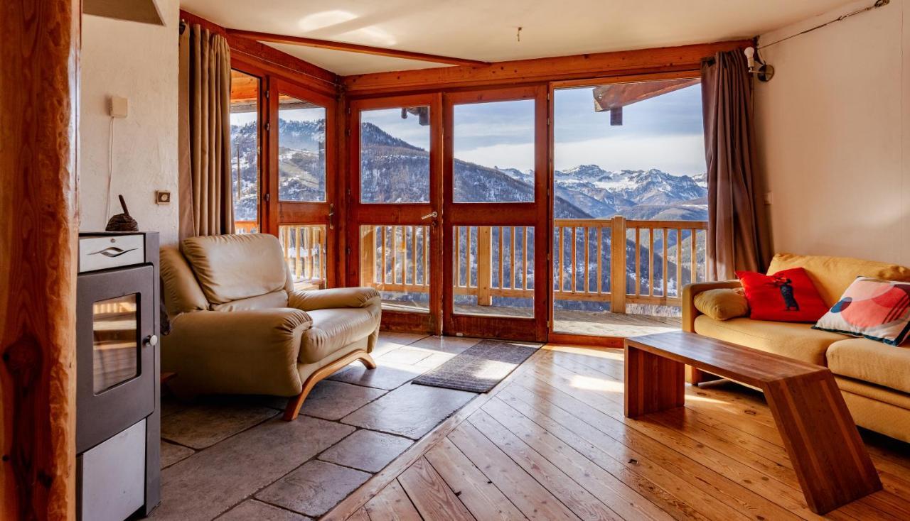 Chalet Panoramique Chateau-Ville-Vieille Luaran gambar
